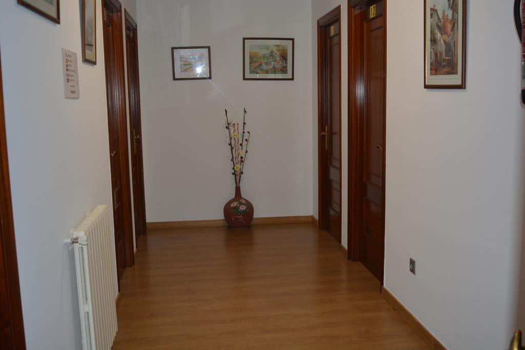 Hospedaje Jose Rey Santiago de Compostela Bagian luar foto